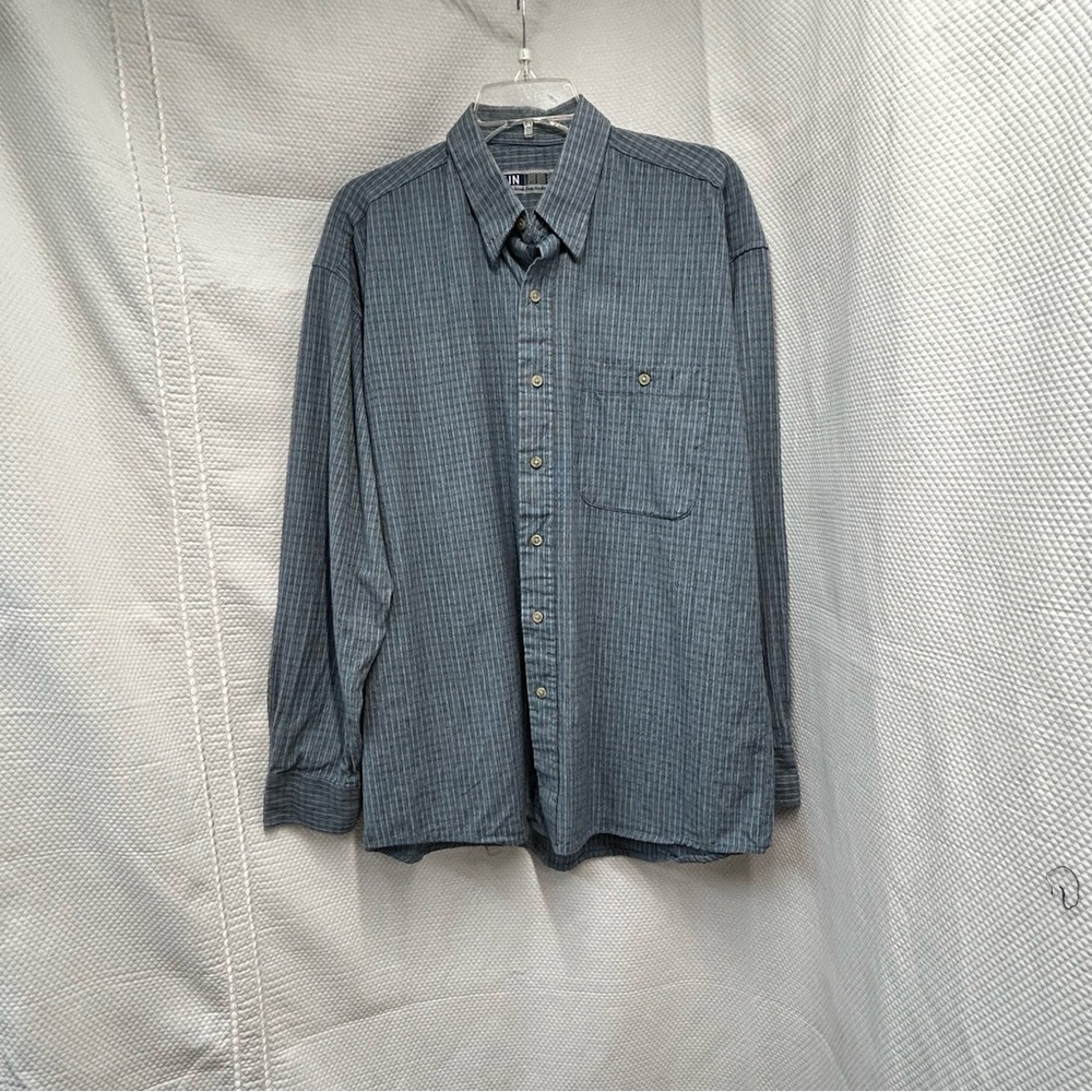 Blue Casual Button Down Shirt with Long Sleeves
